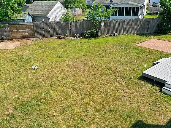 Lafayette Rear Yard Photo