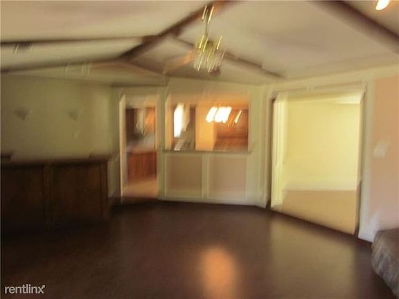 5th image of 1318 Merrimac Trl