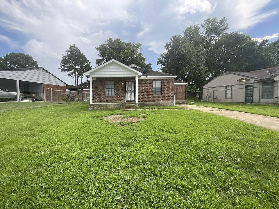 1st image of 3609 Capricorn Dr