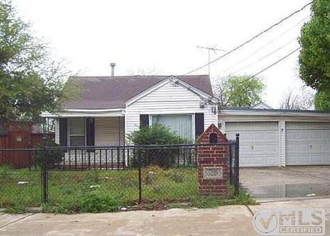 1st image of 7040 Parkdale Dr