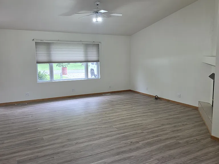 107 Kendall St — Photo 3