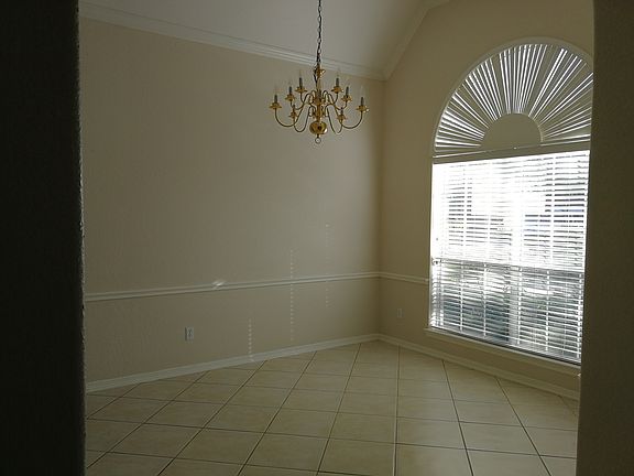4th image of 5003 Cedar Spring Dr