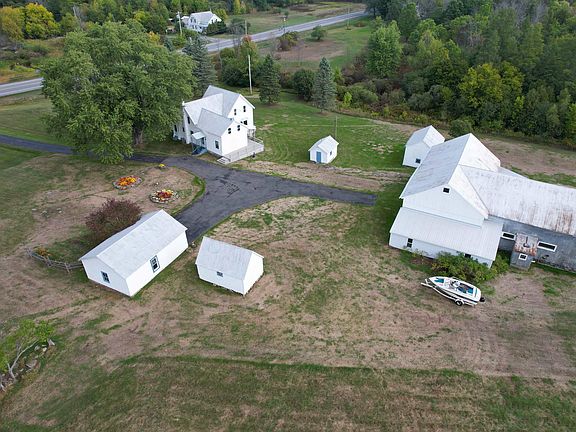 5th image of 4076 State Highway 37