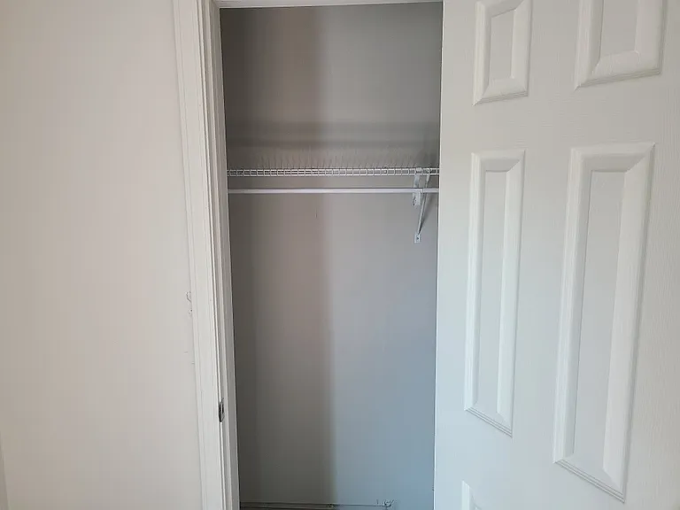 530 Park Ave #530 — Photo 4