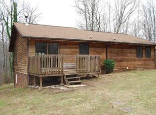 199 Woodpecker Ln, Brevard, NC 28712