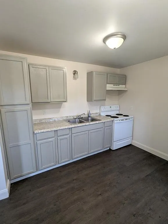 118 Salter Rd — Photo 4