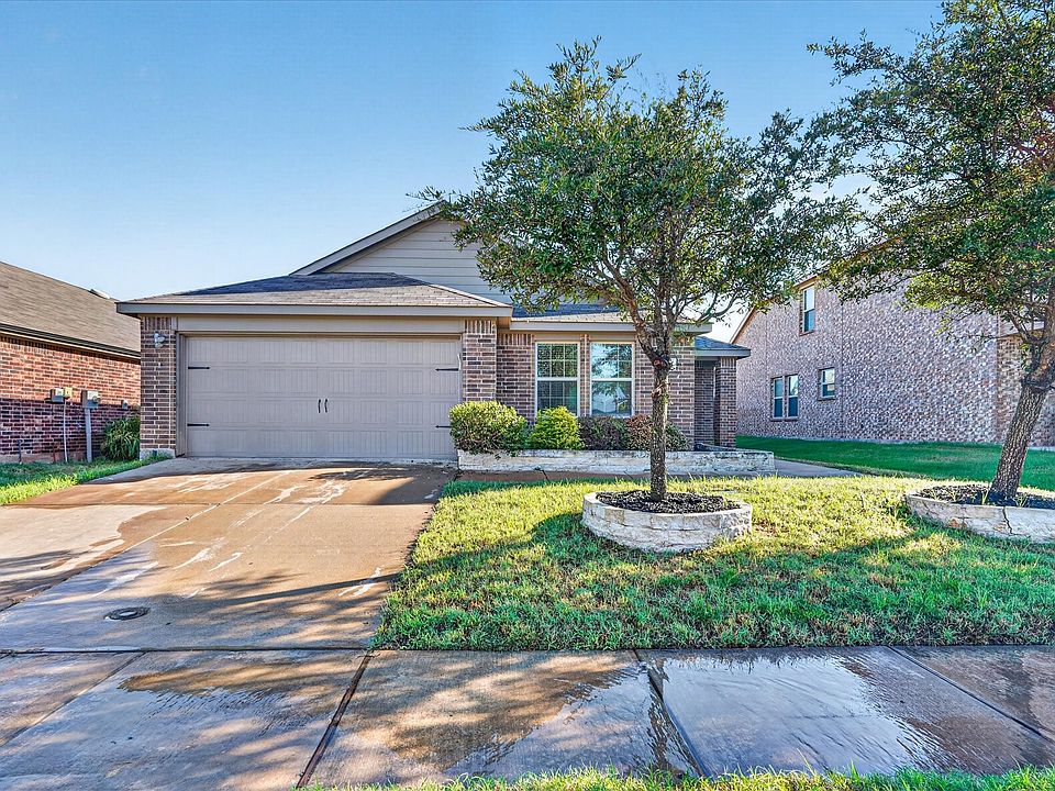 1st image of 2428 Rosharon Dr