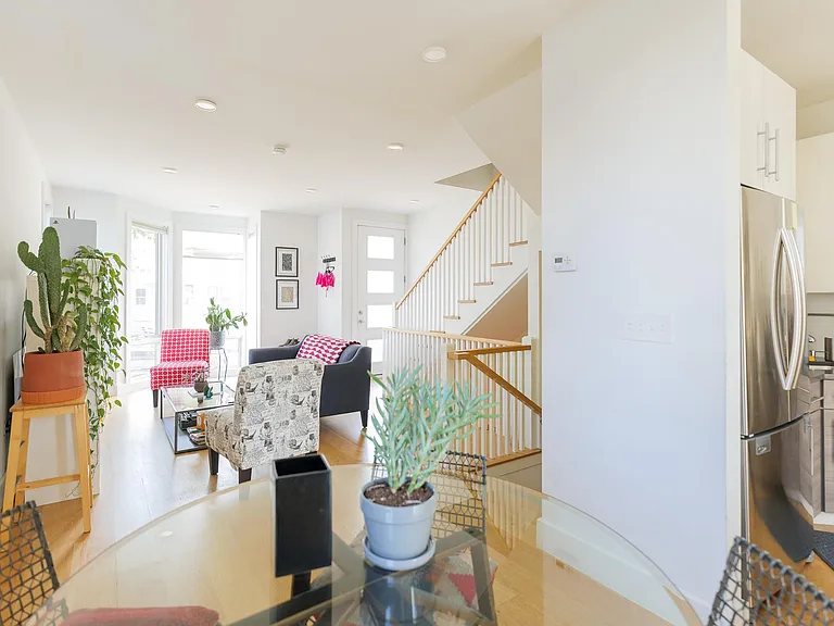 66 Hooker St #66 — Photo 25