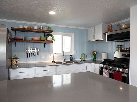 5th image of 56 E Apollo Way