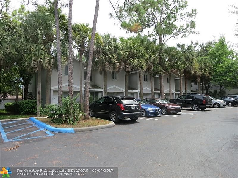 1st image of 1487 NW 94th Way