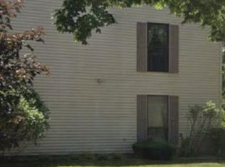 1883 Haymarket Rd APT 26, Waukesha, WI 53189