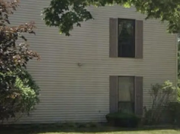 1883 Haymarket ROAD #26, Waukesha, WI 53189