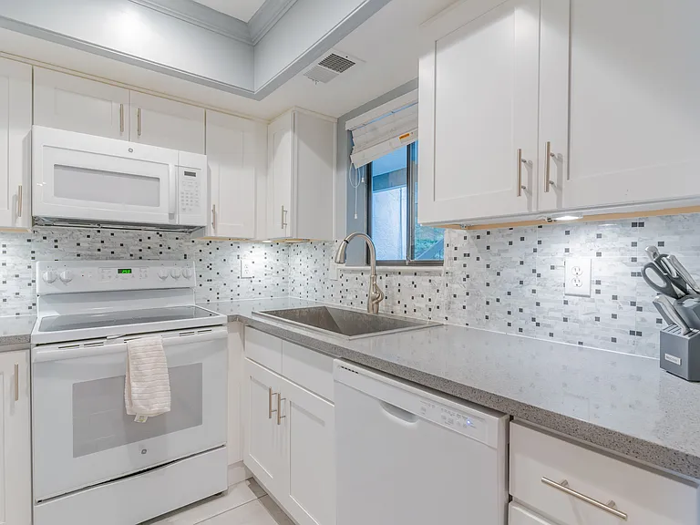 714 San Conrado Ter #2 — Photo 10