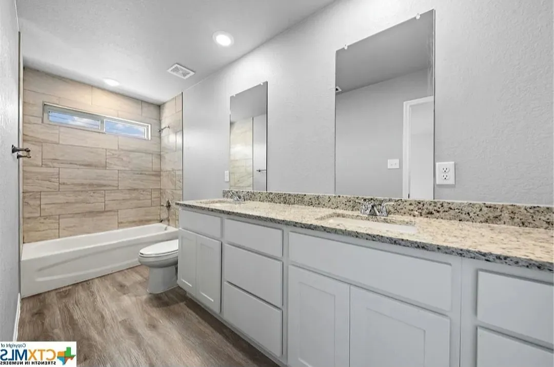 3 bed, 1400 sqft, $1,600 — Photo 4
