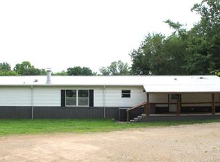 215 Jackson St, Maud, TX 75567