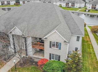 3122 W Crystal Waters Dr UNIT 4, Holland, MI 49424