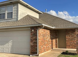 9710 SW 17th St, Oklahoma City, OK 73128