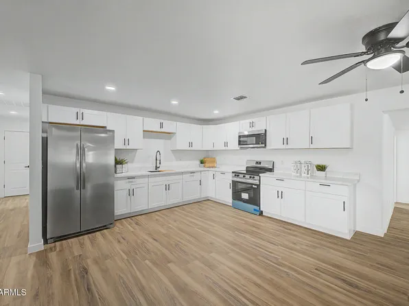 3210 N 49th Ave, Phoenix, AZ 85031