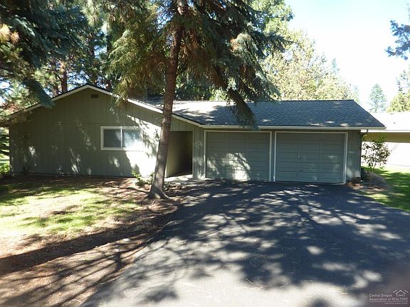 4th image of 20766 Canterbury Ct