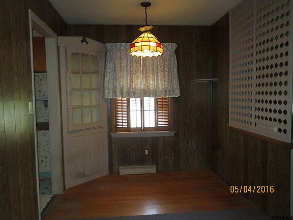 3rd image of 12 Willey St