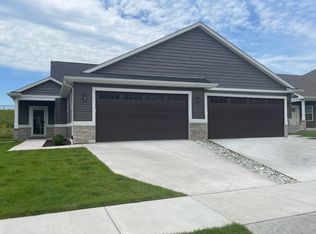 3821 Tanglewood Pl, Janesville, WI 53546