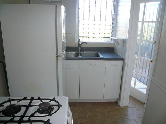 2nd image of 3018 Columbia St APT B