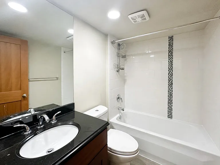 15 W Florentia St — Photo 18
