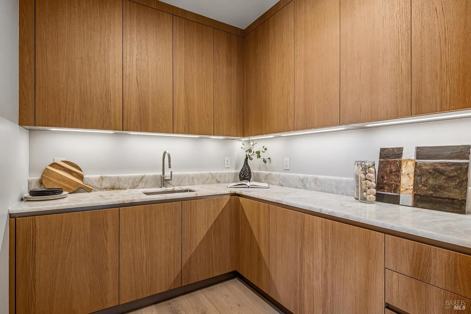 151 Sawmill Circle #402 - Photo 8