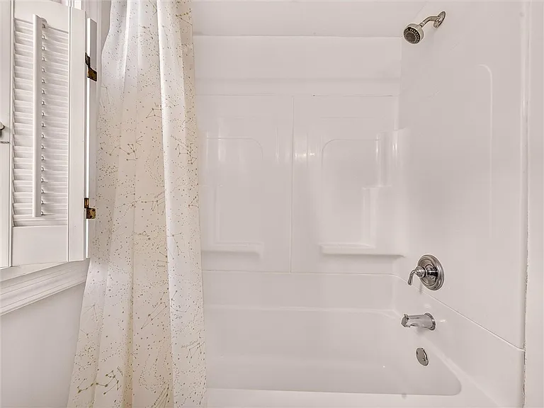 82 Clovercrest Dr — Photo 26