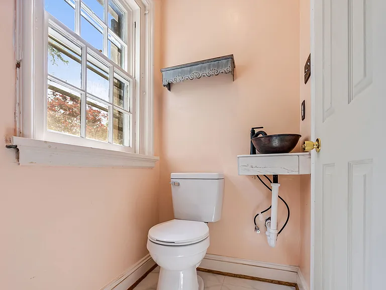 3408 Montrose Ave — Photo 25