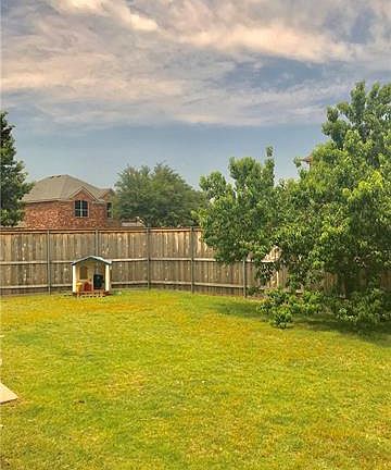 5th image of 9420 Hunter Chase Dr