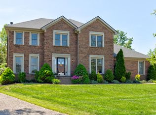 10306 Old Altar Ct, Louisville, KY 40291