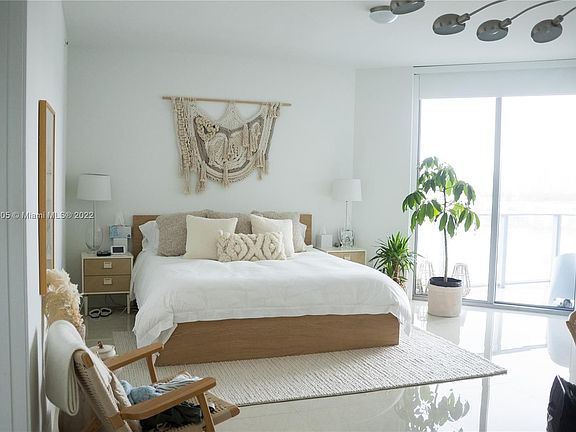 5th image of 17301 Biscayne Blvd APT 1108