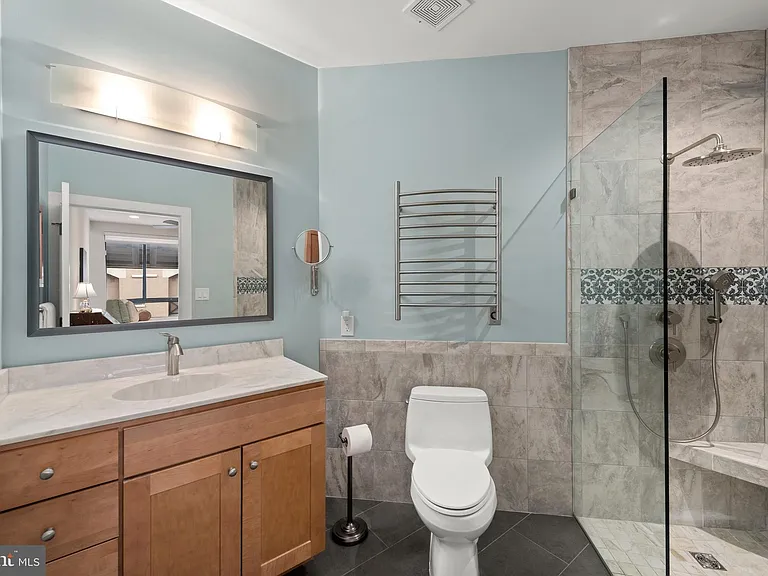 1200 N Hartford St #601 — Photo 15