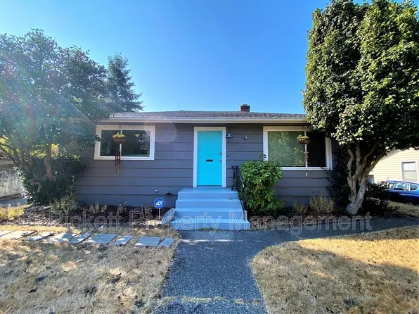 631 Bertha Ave, Bremerton, WA 98312