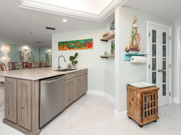 3120 N Highway A1a #1302, Hutchinson Island, FL 34949