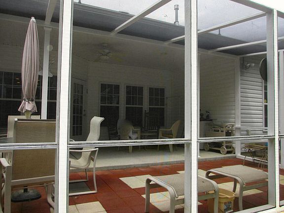 4th image of 216 Mayfield Dr