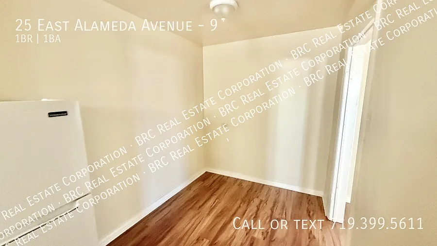 Building Photo - 25 E Alameda Ave #9
