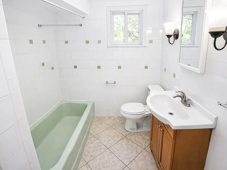 308 N Neville St — Photo 6