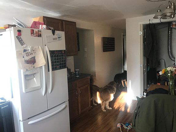 4th image of 1548 Gallimore St #B
