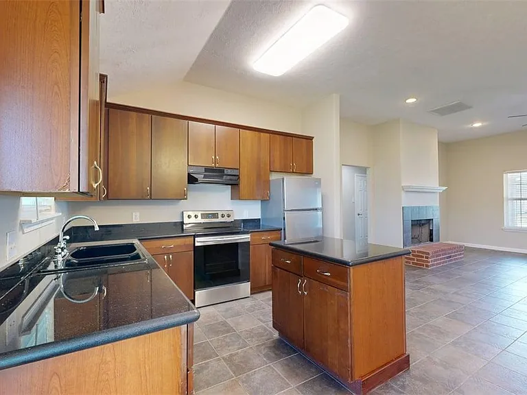 2301 White Wing Dr — Photo 6