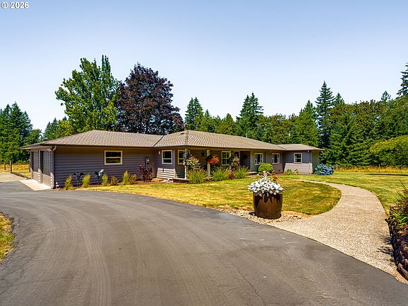 2nd image of 33789 SE Jarl Rd