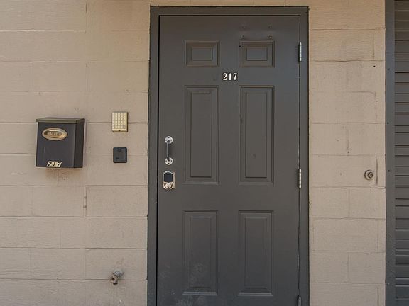 3rd image of 217 Cedar St #217