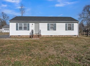 104 Huntsman Rd, Sandston, VA 23150