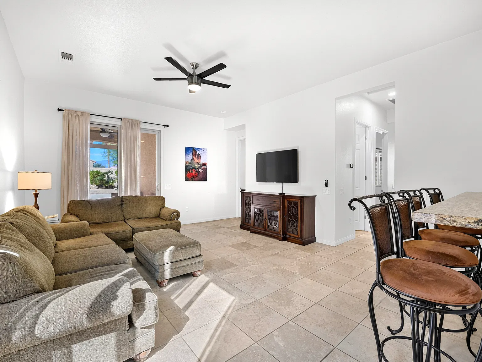 2 bed, 1432 sqft, $4,000 — Photo 4