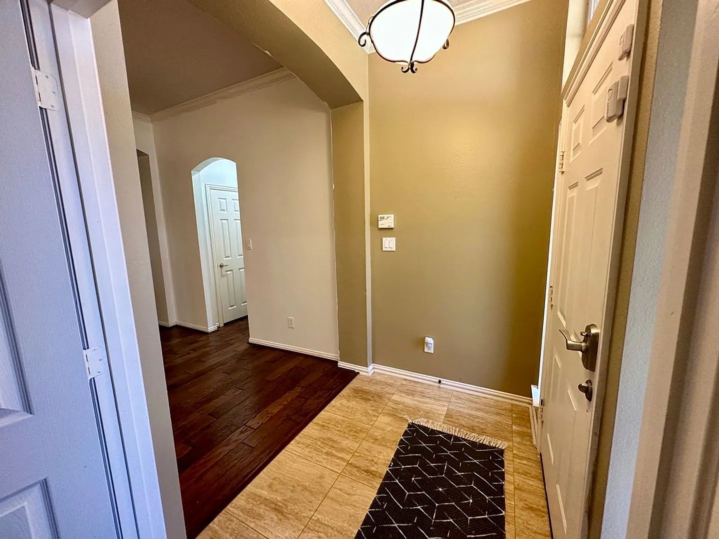 Lovely Home for Rent in Allen, TX! — Photo 3