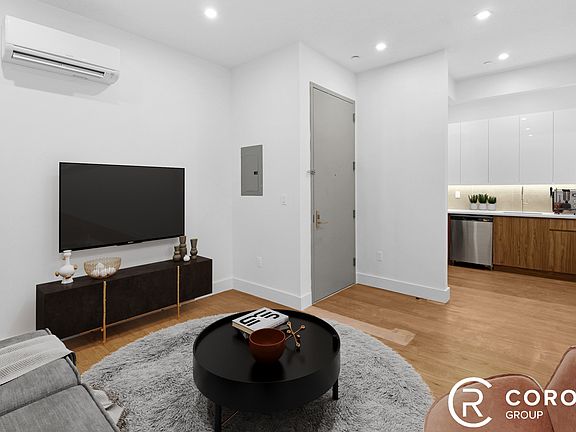 3rd image of 1493 Dekalb Ave #2B