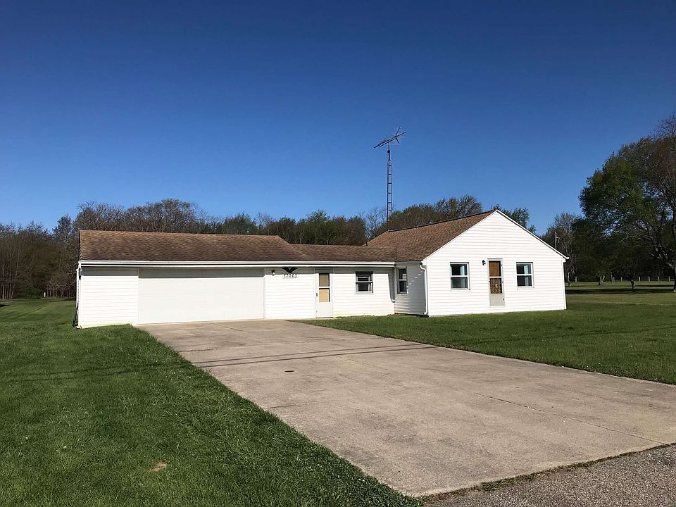 1st image of 57063 Chamberlain Dr
