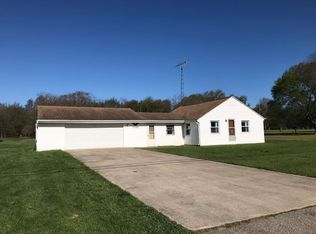 57063 Chamberlain Dr, South Bend, IN 46619