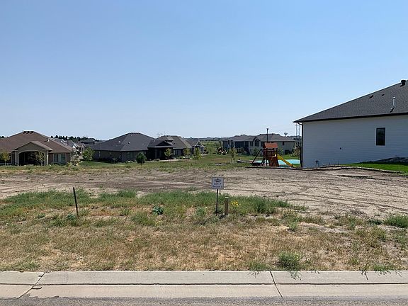 2nd image of 5825 Valley Vista Ln